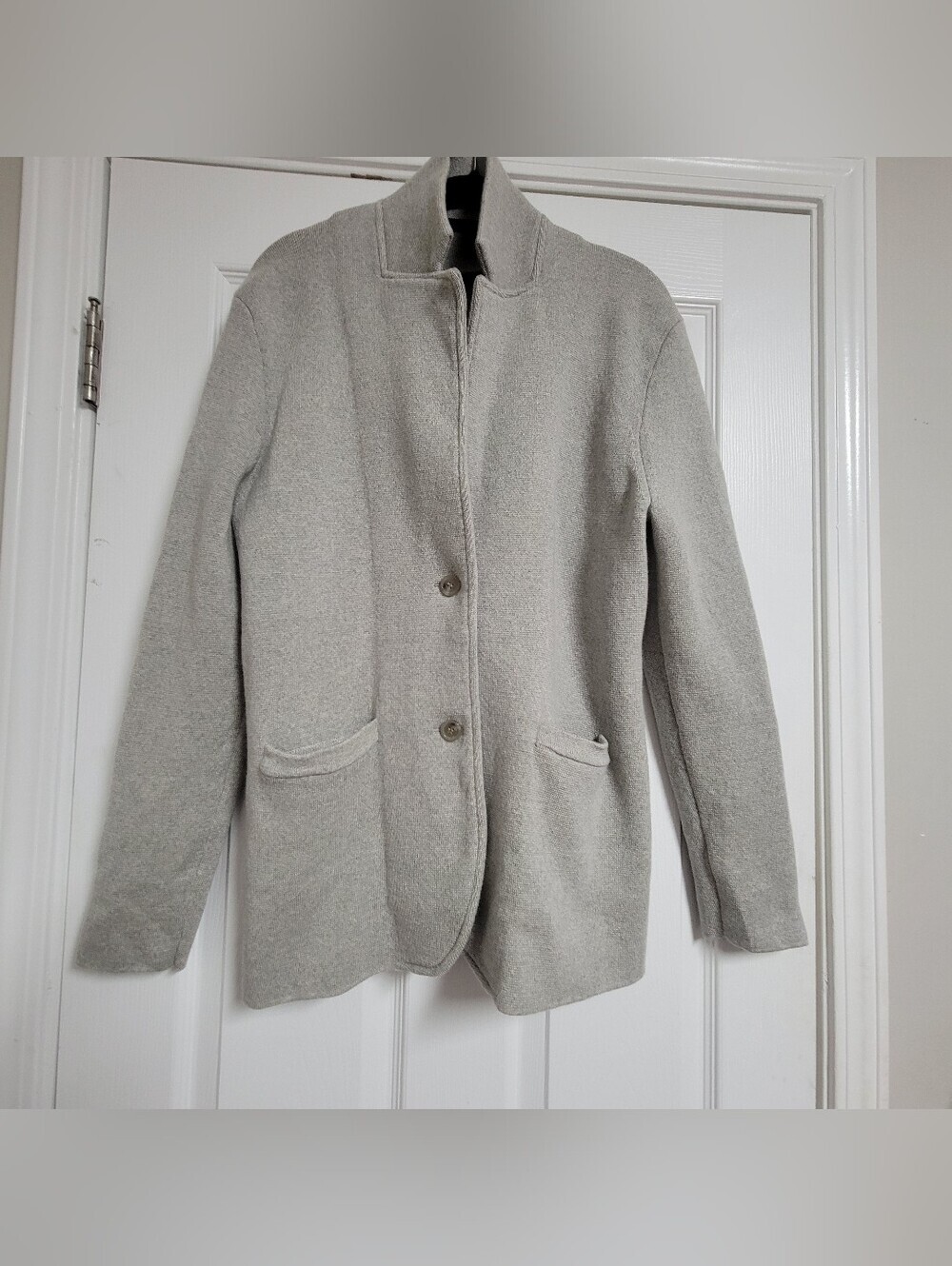 J.crew Light Gray 100 % Merino Wool Knit Sweater Blazer Size Large.